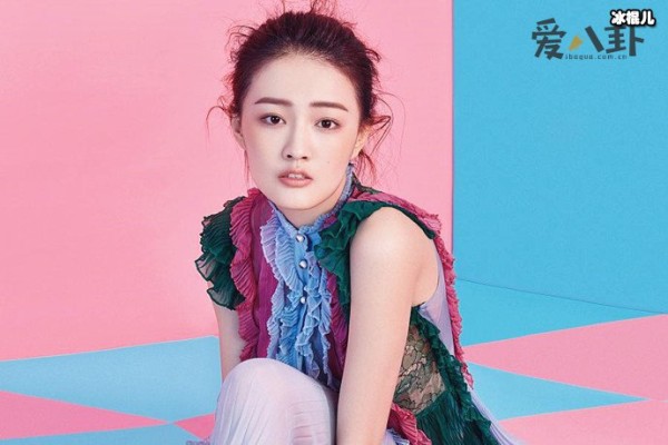 徐璐家境如何, 网传她背景惊人真的吗？