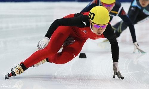 最牛奥运冠军 喝酒打架顶撞教练 开公司赔千万走穴赚钱