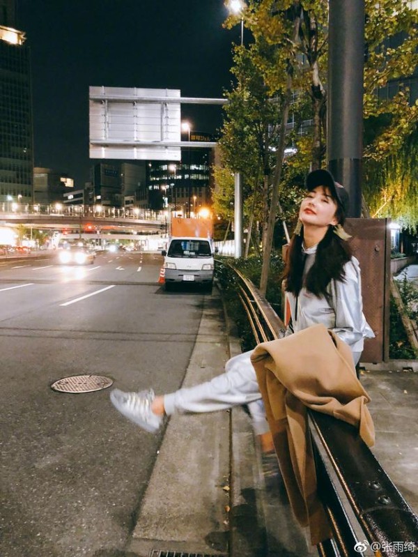 真霸气！张雨绮拒绝被贴“人设标签”：那玩意解决不了爱情