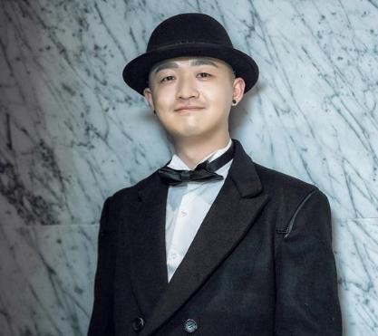 徐峥周星驰用一次就不再合作的演员，演技尴尬还片酬高，辜负众望