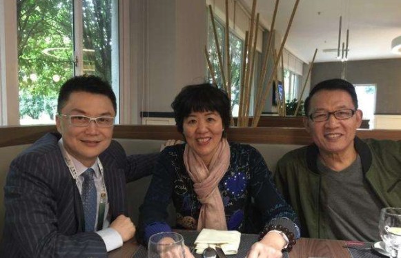 郎平也害羞!和王育成表明关系前有顾虑,姐姐出面成就完美夫妻