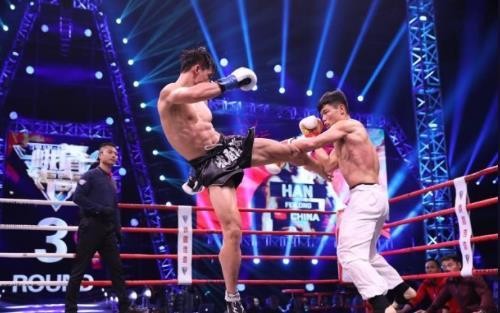 太极韩飞龙神话再次破灭, 惨遭二流泰拳手顶膝险些被KO出局