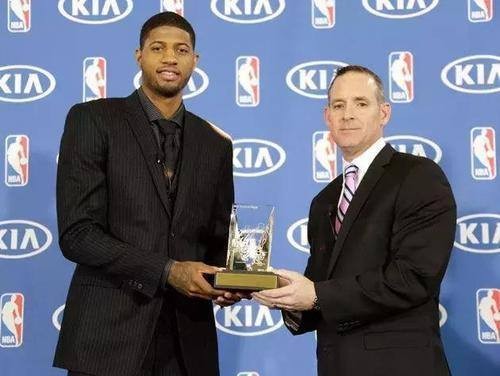 当年那个硬刚热火三巨头的保罗·乔治为什么在2017年离开步行者?