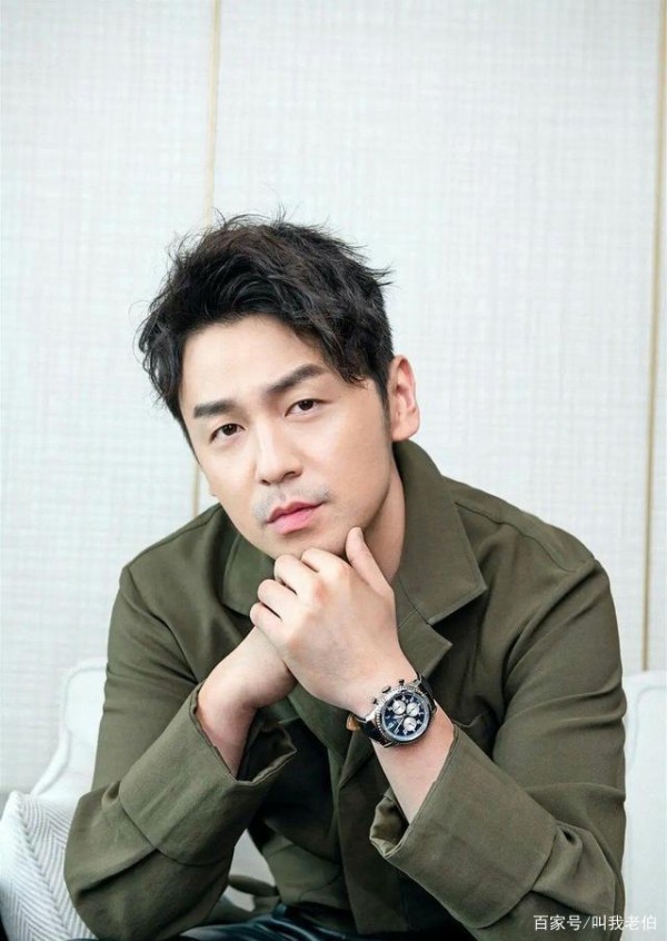 听到雷佳音的爆料,网友:演话剧出身的郭京飞果然不一样