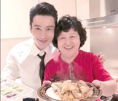 黄晓明与叶珂之间的关系:背后的故事与猜测