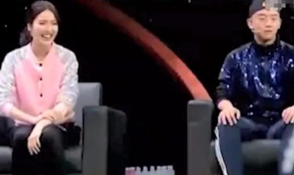 李晨因范冰冰被out出局,谁注意到角落里他的表情?信息量巨大