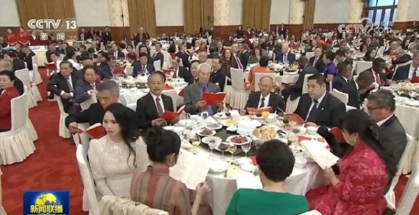 伊能静上新闻联播,她参加国庆75周年招待会,称自己无比荣幸