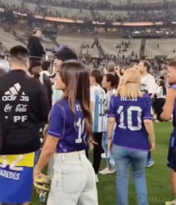 梅西妻子安东内拉