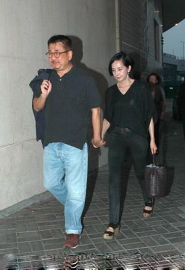 她曾拒绝张国荣示爱,老公颜值比哥哥差太多,今老了