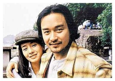 曾拒绝张国荣求婚,因一剧走红,头婚嫁富豪,三婚嫁导演,今成这样