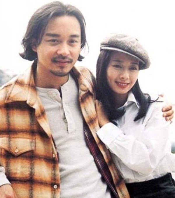 毛舜筠提张国荣落泪两人发生了什么？毛舜筠当年为何拒绝张国荣？