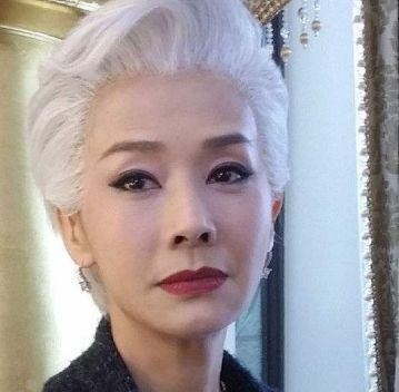 59岁毛舜筠近照,仍美丽优雅,曾拒绝张国荣求婚,三婚终获幸福