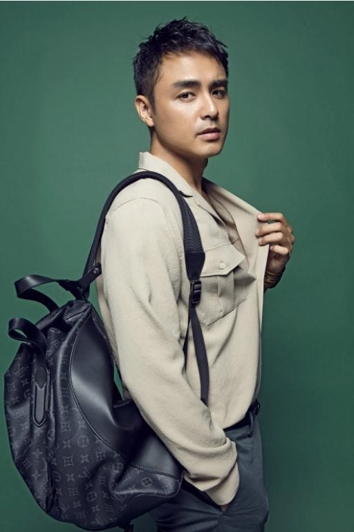 明道慌了,极力撇清与张庭夫妇关系,带妻儿回台湾延迟进入内地