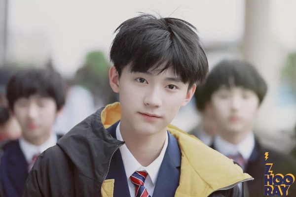 周翊然:少年感好强!和周迅CP感爆棚