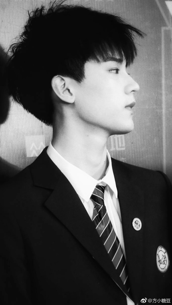 周翊然:少年感好强!和周迅CP感爆棚