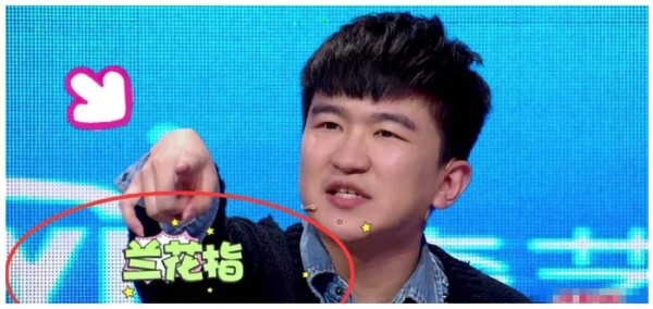 继张艺兴后,又一明星回怼张大大,只说2个字就让他颜面尽失