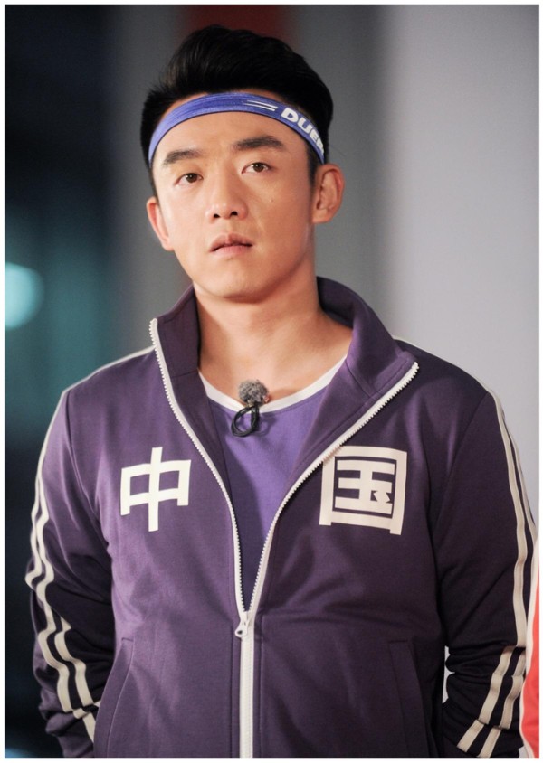 继张艺兴后,又一明星回怼张大大,只说2个字就让他颜面尽失