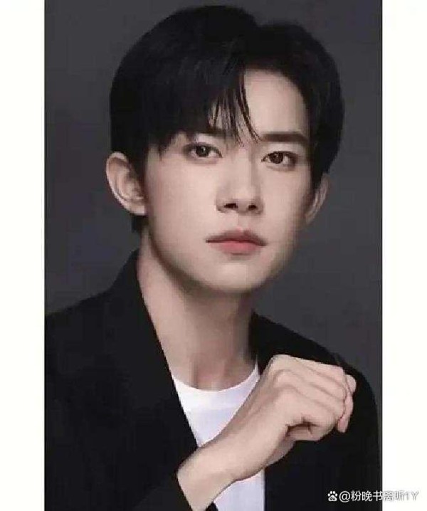 易烊千玺低调恋爱?戚薇爆料,张柏芝刘嘉玲关系真相出人意料