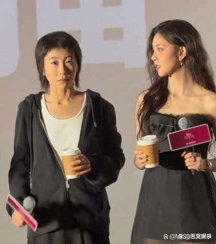 宋妍霏窦靖童同居两年证据确凿!大量情侣同款遭曝光,前男友张一山已成过往