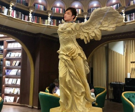 吴镇宇是不是要给费曼加作业是什么梗?