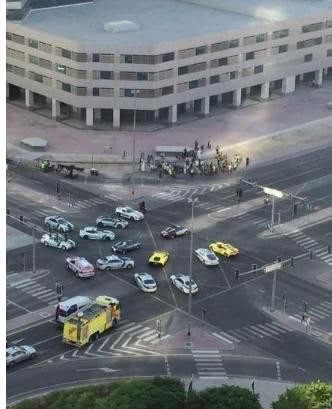 迪拜王子与成龙私交甚密,2亿超跑随便借,最近迷上空中出租车!