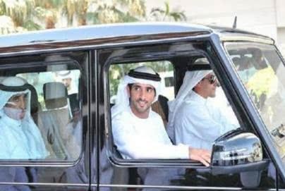 迪拜王子与成龙私交甚密,2亿超跑随便借,最近迷上空中出租车!