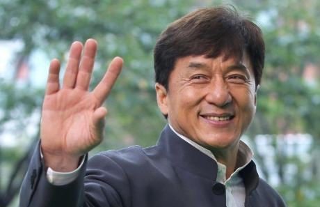 阿米尔汗谈成龙:我无法跟他比