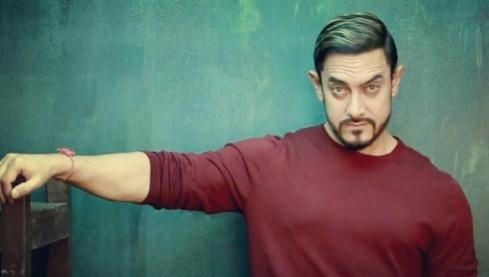 阿米尔汗谈成龙:我无法跟他比