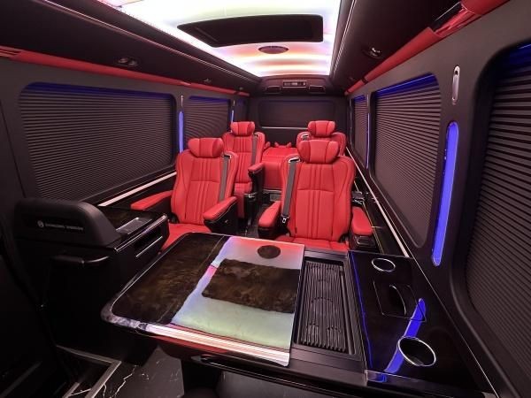 考斯特12座黑武士价格 丰田考斯特黑武士落地价