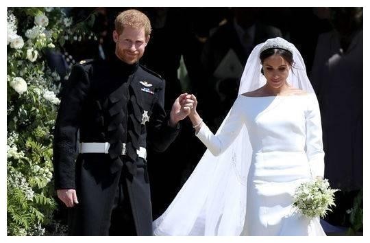 哈里王子与梅根果然是真爱,竟为她不顾外界传闻,还打破王室传统