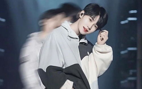 张真源 撕名牌易如反掌_不懂就问,站姐转黑为什么是明星的第一酷刑