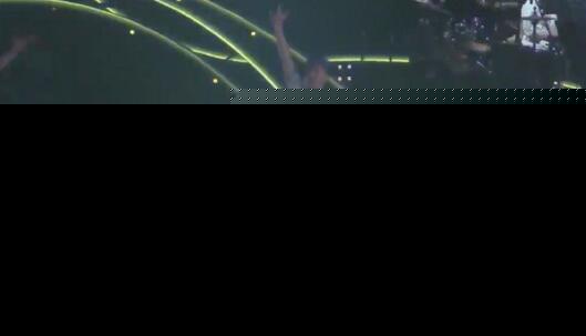 开唱送不了师弟最后一程 允浩5万人前声嘶力竭喊出:钟铉啊!