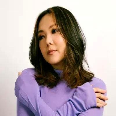 歌手卫兰多国血统亲妹涉毒惹争议复杂家世揭秘!