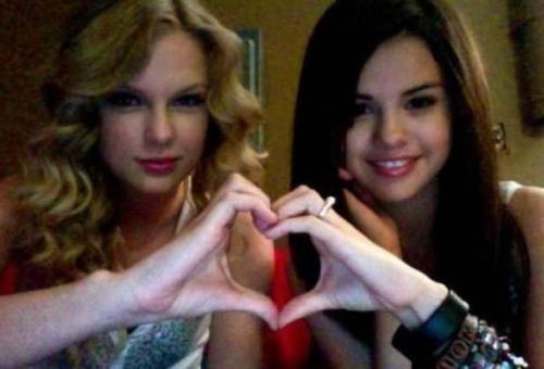 霉霉赛琳娜闹翻三年又为其庆生?是真闺蜜还是炒作博眼球?