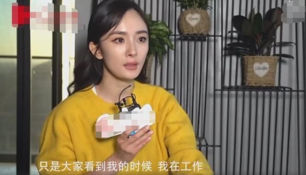 杨幂开口谈女儿:小糯米在学跳舞 尊重她的兴趣爱好