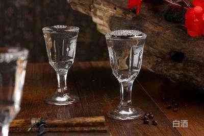 喝53度白茶的明星有谁