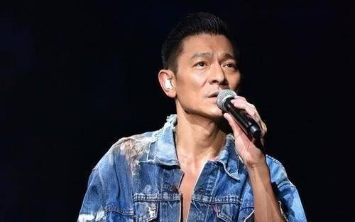 刘德华荣获殊荣,演艺巨星的荣耀时刻