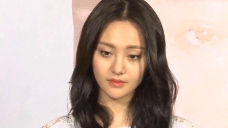 郑爽爸爸祝福张翰:希望年轻人积极向上未来更好 170419