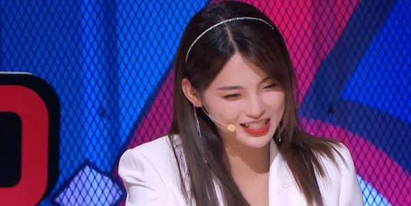 被问和孟美岐吴宣仪谁关系更好, 听清杨超越的回答, 大家不淡定了