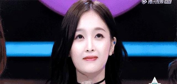 吴宣仪组饭局VAVA向杨超越道歉，娱乐圈的友谊是塑料姐妹花？