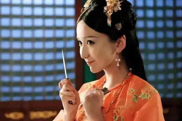 宋朝才女为寻夫出上联：鸳鸯戏水凤开口，才子妙对下联抱得美人归