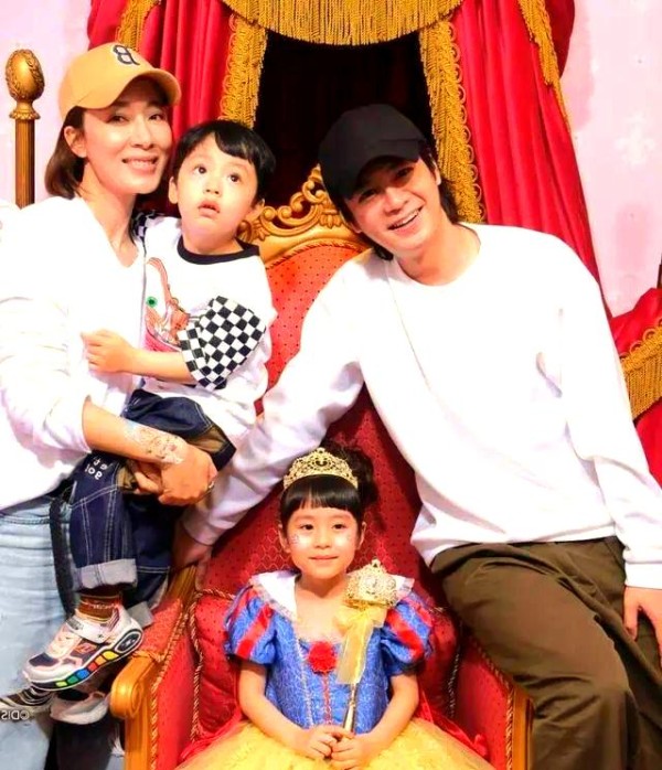 明星夫妻如何平衡家庭与事业：杨怡和罗仲谦的幸福秘籍