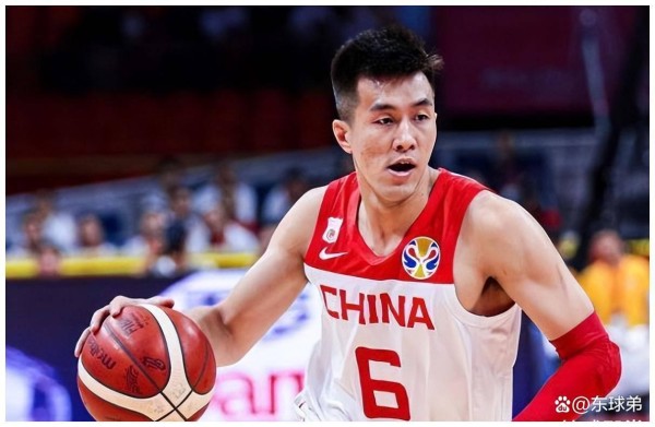 为捞金，郭艾伦放弃男篮征召，八一名宿炮轰姚明，维金斯忽悠球迷