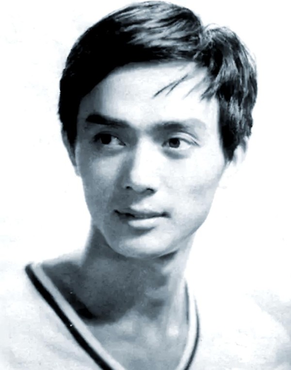 从演员到导演:杨晓丹的多彩人生