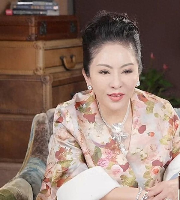 向太辟谣李连杰换心脏：他变年轻是因为染头发以前不修边幅才显老