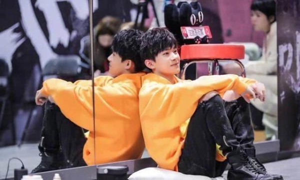 趣事明星图片大全_趣事网<a target=