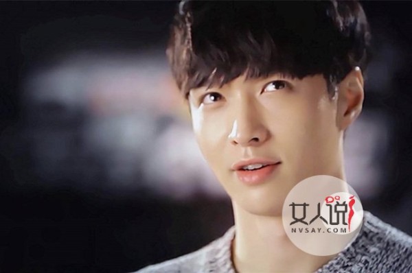 张艺兴女友身份曝光 公开神秘女友真实身份竟想不到是她