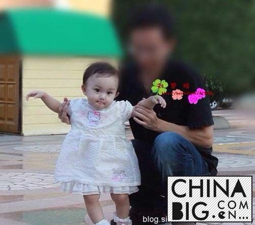 刘楚恬的爸爸是刘毅森？ 刘楚恬妈妈照片曝光