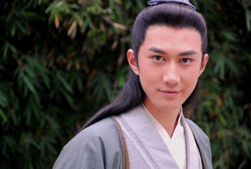 何明翰饰演徐子祥