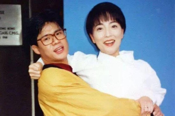 石榴姐曾和英叔谈过恋爱?苑琼丹追到林